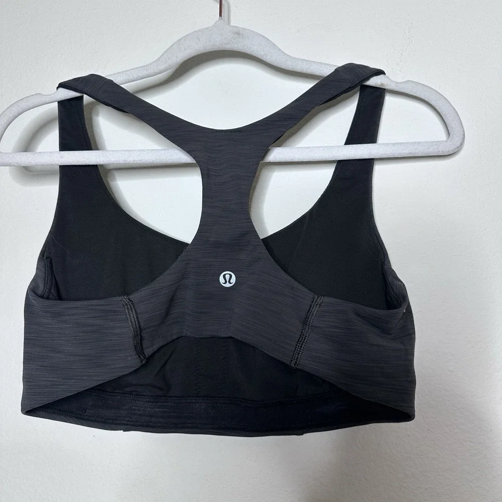 Lululemon Womens Wunder Train Sports Bra  Size 8 Gray  Gym Yoga Pilates